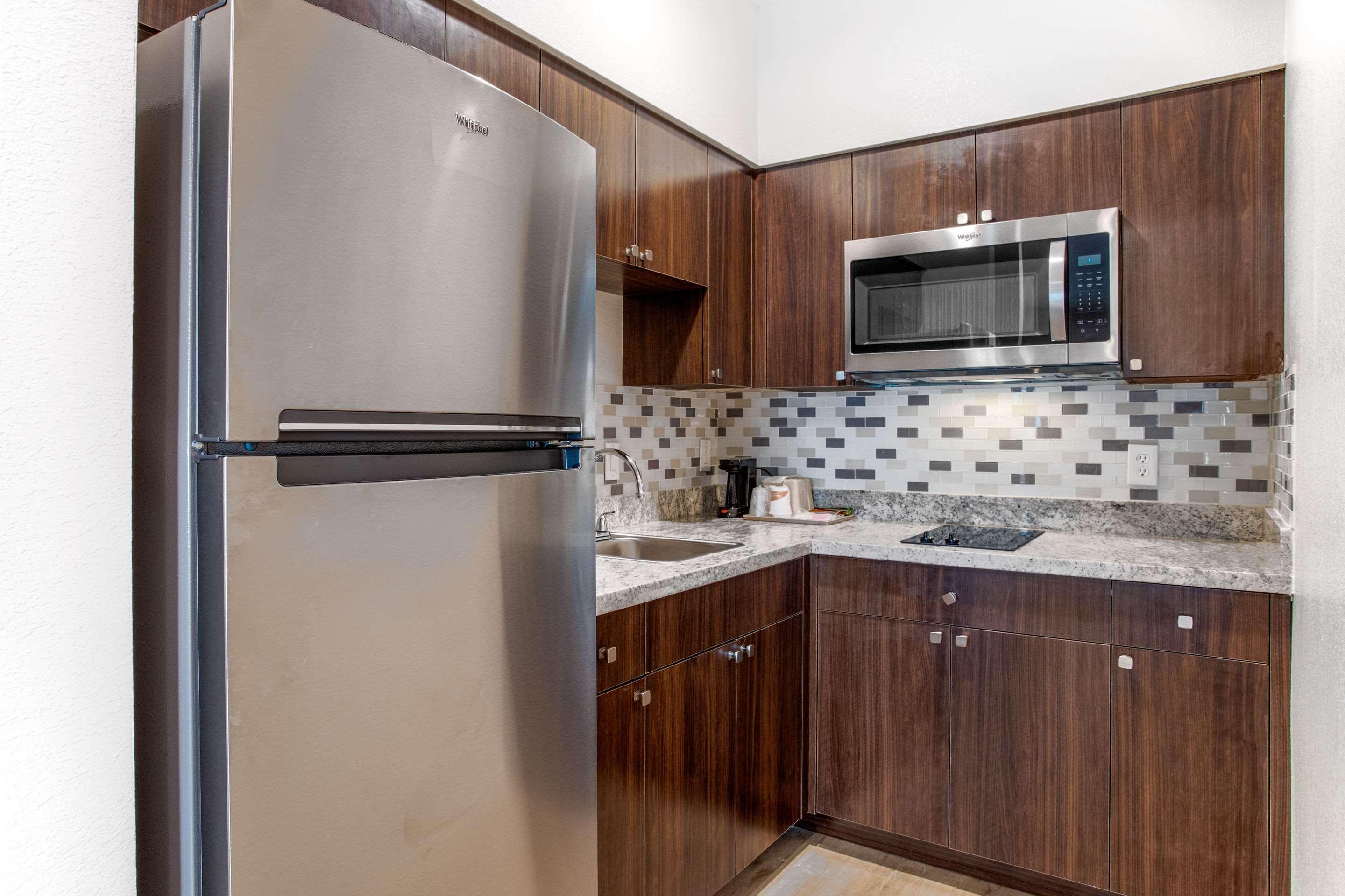 Econo Lodge Houston Bagian luar foto